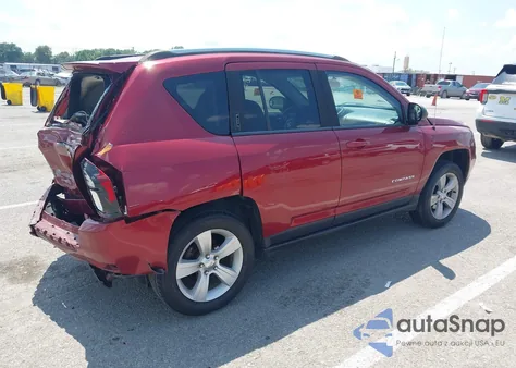 2014 Jeep Compass Sport из США, поврежденный, VIN 1C4NJDBB6ED841264